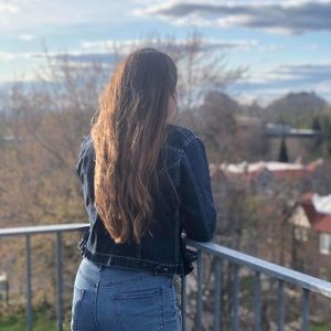 Meet your Posher, Ariane